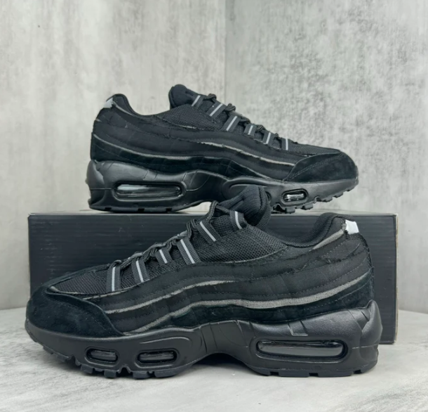 Air Max 95 x CDG “Triple Black”