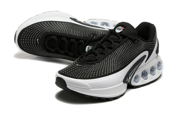 Air Max Plus Dn “Black/White”