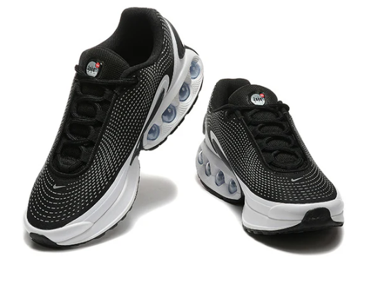 Air Max Plus Dn “Black/White”
