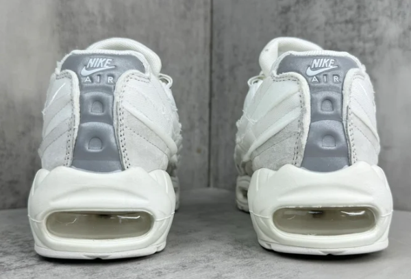 Air Max 95 x CDG “Triple White”
